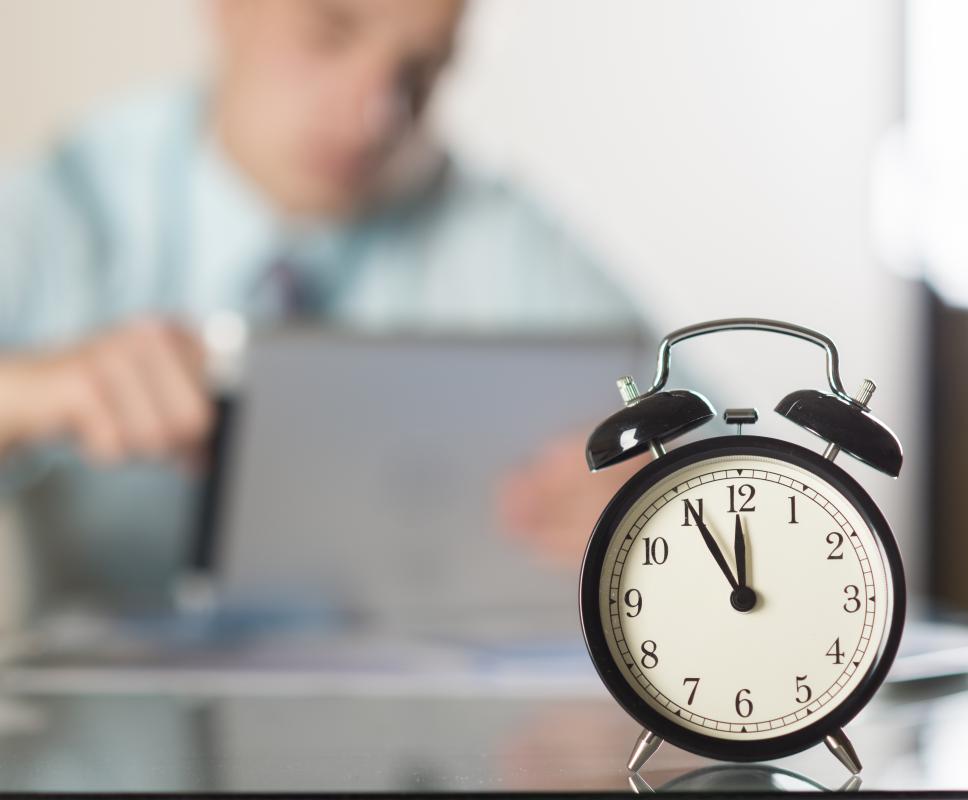 Quartz clocks may have an alarm feature.