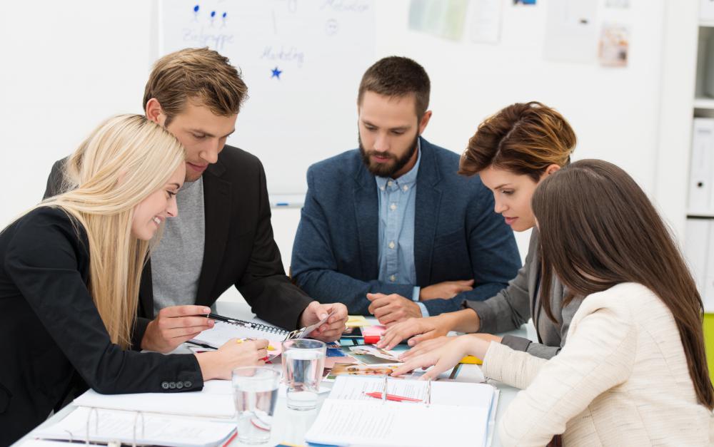 Handwriting recognition tools can be used during business meetings.