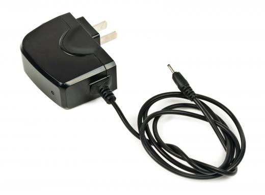 Universal power adapters make it possible to connect a power supply to various devices.