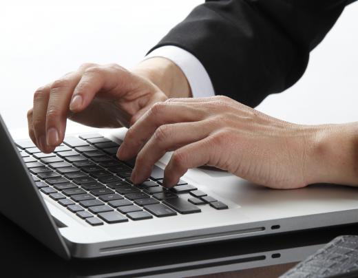 Dust removers are an effective way to clean laptop keyboards.