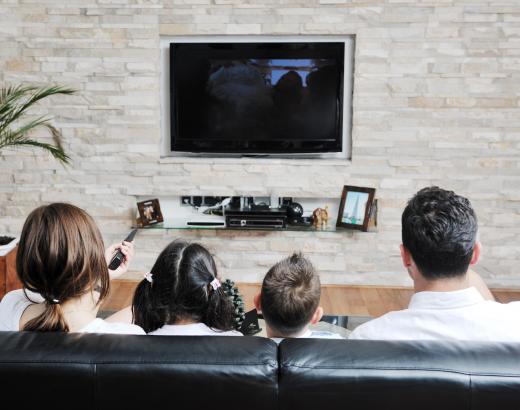 1080p HDTVs work best for people who are avid movie lovers and enjoy watching HD Blu-ray discs.