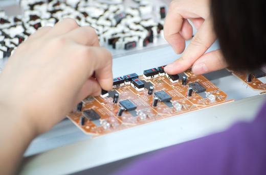 Transistors are often soldered onto a circuit board, which makes it difficult to determine if a problem on the circuit board arises from a transistor or something else.